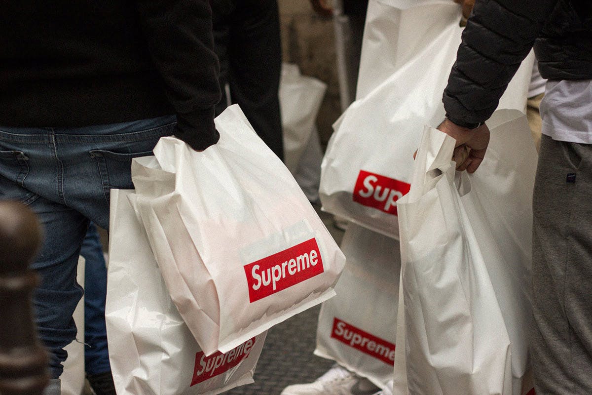 gucci supreme clothing